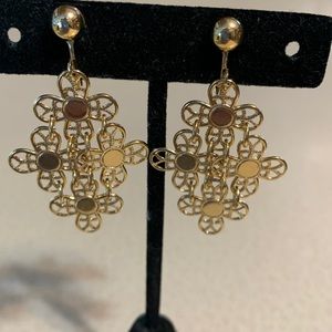 Sarah Coventry gold tone chandelier clip on earrings (201)